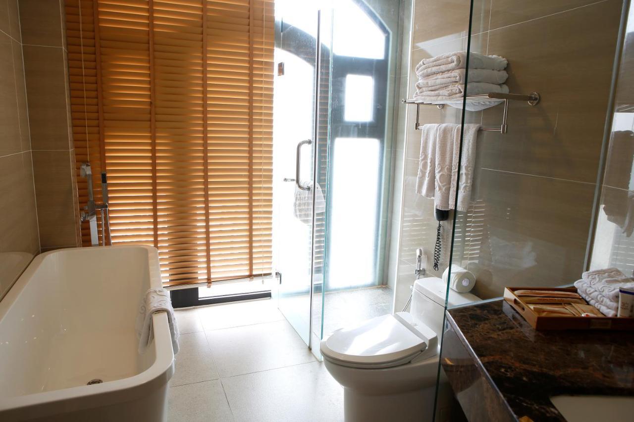 Hotel Ciao Saigon & 4*