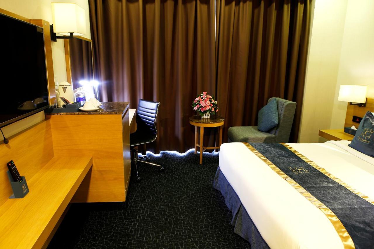 Hotel Ciao Saigon & 4*